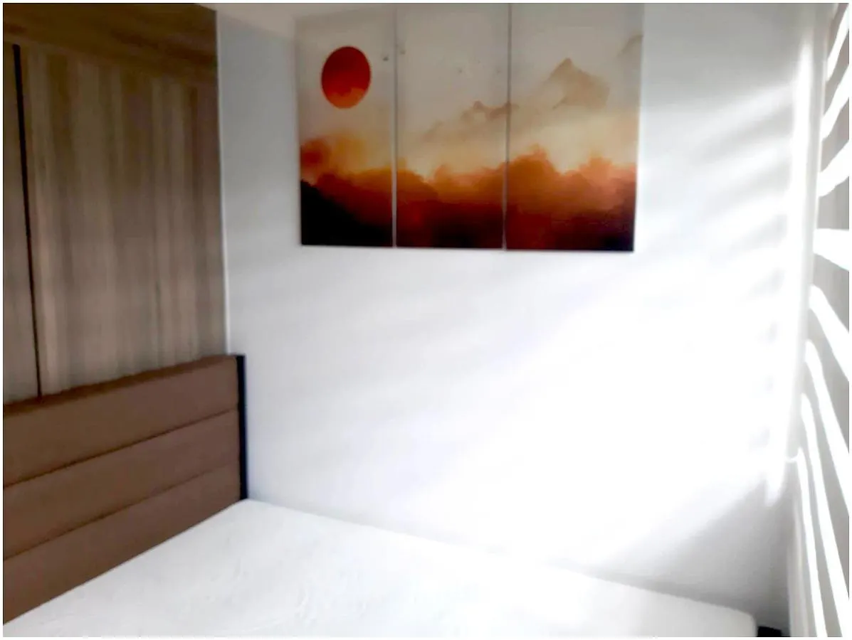 아파트호텔 Iona Reign'S Vacation Unit At Fame Residences Mandaluyong