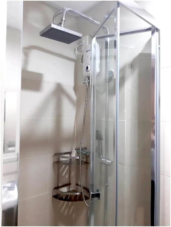 Iona Reign'S Vacation Unit At Fame Residences Mandaluyong Aparthotel